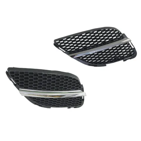 Right Grille for Nissan Pulsar N16 5 Door Hatch (8/2002 to 1/2006)