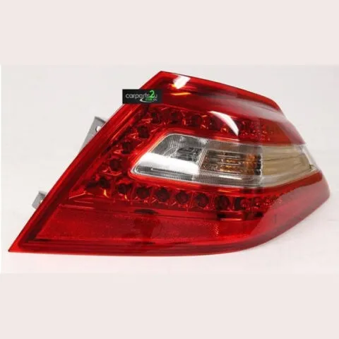 Right Tail Light for Nissan Maxima J32 Sedan (2/2009 to 1/2011)