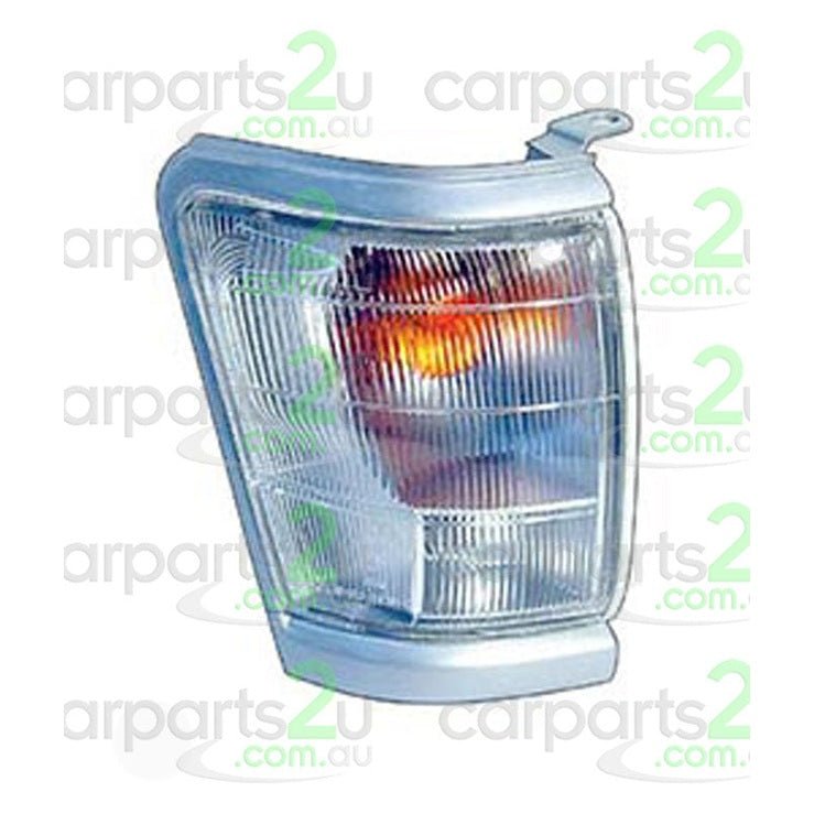 Right Front Corner Light for Toyota Hilux, Silver Grey (8/1997 to 9/2001)