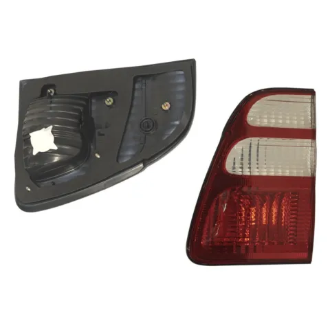 Right Tail Light for Toyota LandCruiser 100 Series (9/2002 to 4/2005)