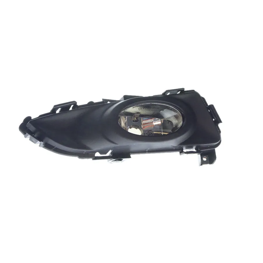 Right Fog Light for Mazda 3 BK 5 Door Hatch (9/2003 to 6/2006)
