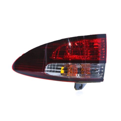 RIGHT TAIL LIGHT TO SUIT TOYOTA TARAGO ACR30 WAGON 2/2000-4/2003